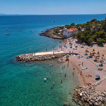 Apartments & Rooms Strcic Petra Krk Town Exterior photo